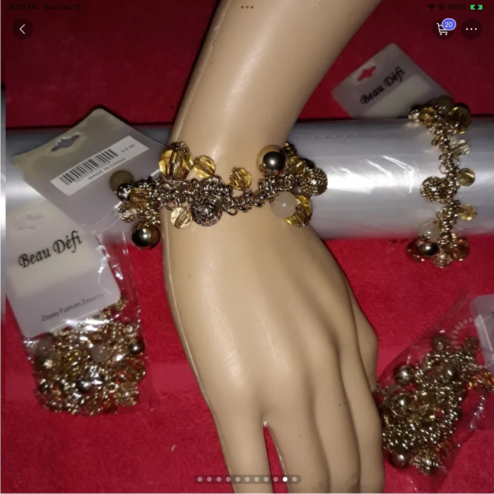 4pc cluster goldtone stretch braclets New Vintage #5000-2 classy fashion jewelry